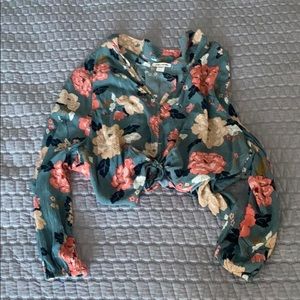 Billabong button down front tie floral top